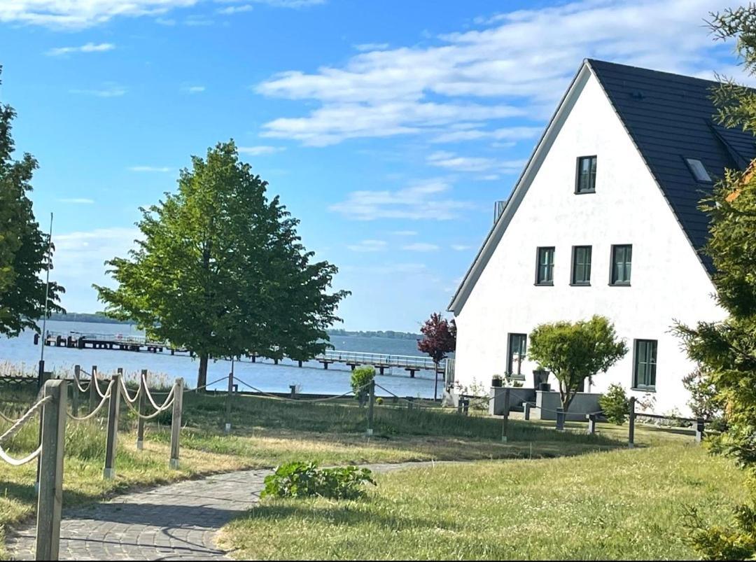 App 7O Kleinertag Am Meer Dranske Exterior photo